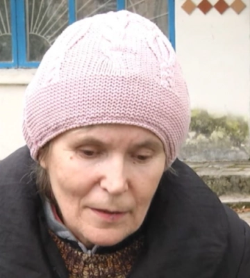 Скандал на Волині: переселенка та її старенька матір бояться, що їх видворять із села