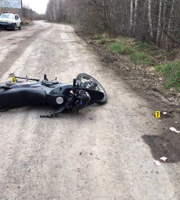 П`яний водій мотоцикла та його пасажир отимали травми під час ДТП на Рівненщині