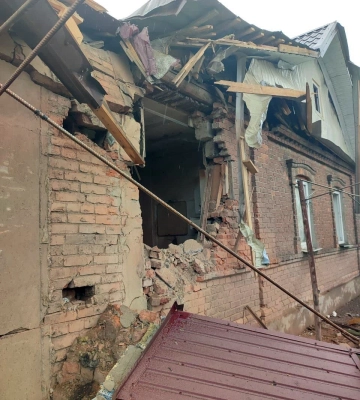 Гатили з “Градів”, “Ураганів” та артилерії: наслідки обстрілів Донеччини за добу (ФОТО)