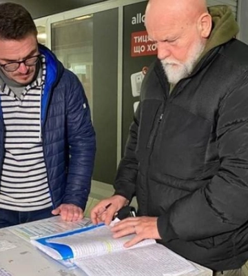 Черговий по місту перевірив виконання доручення мера щодо піклування про людей, які транзитом вимушені пересуватися країною&amp;hellip;