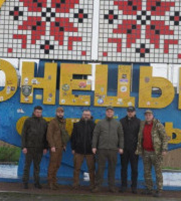 Представники Київщини передали допомогу бійцям 72-ої бригади 