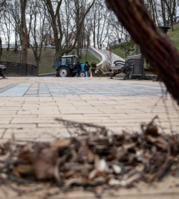 У Києві під час толоки вивезли понад шість тисяч кубометрів сміття