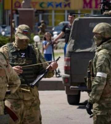У оккупантов в Мелитополе растет кадровый голод, гастролеры из россии не спасают