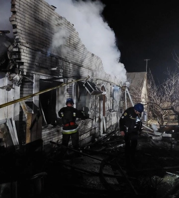 В результате ночного обстрела Запорожья погибла 11-летняя девочка и мужчина - ОВА