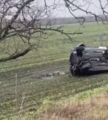 BMW врізався у відбійник і перекинувся: подробиці смертельної ДТП на трасі Дніпро-Павлоград