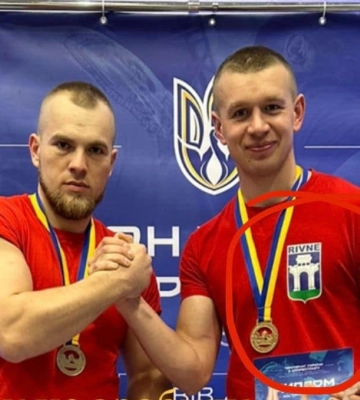 Міцна рука Рівненщини: Олег Жох став чемпіоном України з армреслінгу