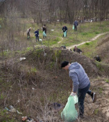 У Києві з 300 локацій вивезли понад шість тисяч кубометрів сміття 
