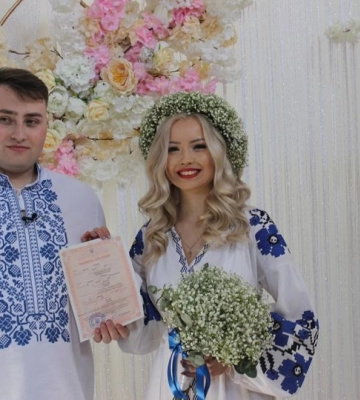 Минулого місяця на Рівненщині шлюб уклали 415 пар закоханих