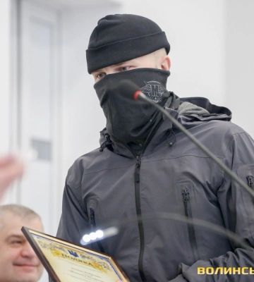 «Ви – справжні командири»: у Луцьку курсанти, яких навчали фінські інструктори, отримали сертифікати. Фото