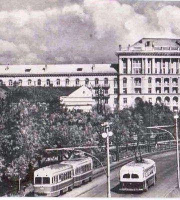 Про Дніпро: як виглядав центральний проспект Дніпра у 1950-х