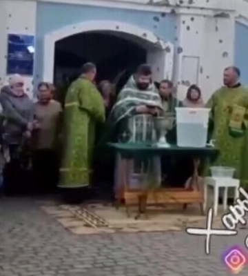 Экс-нардеп Михаил Добкин провел службу как диакон Московской церкви