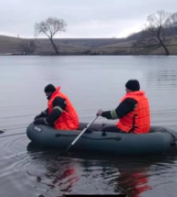 На Вінниччині із річки витягли потопельника