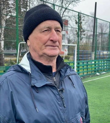Дерев&#039;яна палка і каміння: як тренується 72-річний метальник із Луцька після повернення з Чемпіонату світу