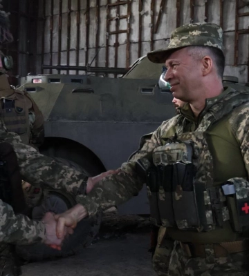 Сирський про ситуацію в Бахмуті: Росіяни перейшли до &quot;сирійської&quot; тактики випаленої землі, оборона міста триває