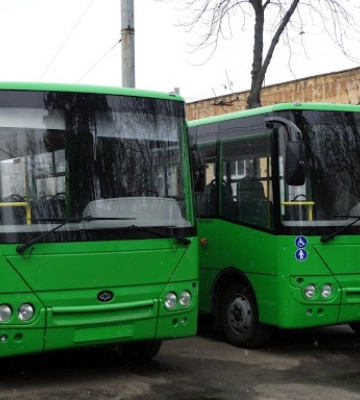 У Сумах перед Великоднем і на поминальні дні пустять більше транспорту до кладовищ