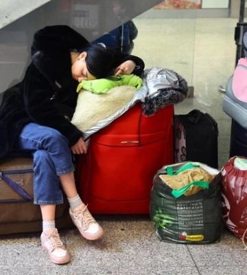 С 647 человек сняли выплаты: как в Харькове и области проверяют переселенцев