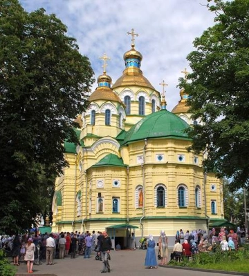 У Рівному припинили право на користування земельними ділянками для УПЦ МП