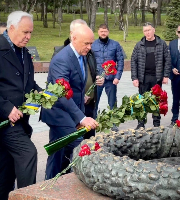 Одеса відзначає День визволення від нацистських окупантів, - ФОТО