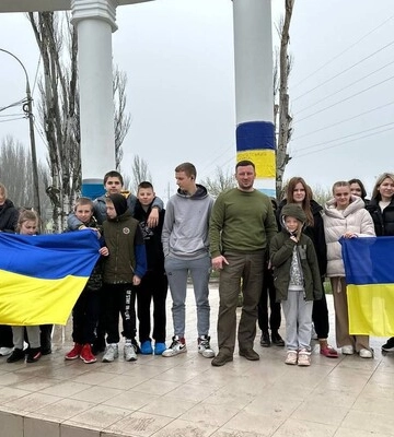 Двадцать четыре ребенка из Херсона вернулись домой