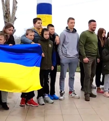 Украина вернула домой 24 детей Херсонщины
