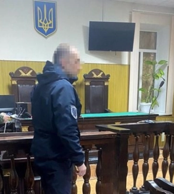 Суд отправил под стражу чиновника, который в Одесской области отбирал у солдат боевые доплаты — ГБР