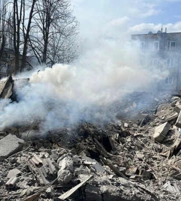 росіяни вдарили по Кураховому з «Ураганів», під ранок обстріляли Очеретине й Авдіївку