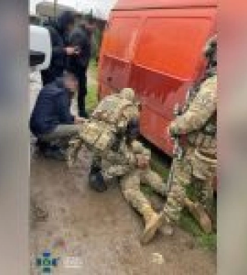 СБУ затримала зрадника, який «полював» на HIMARS та розвідував склади з боєприпасами ЗСУ на Одещині