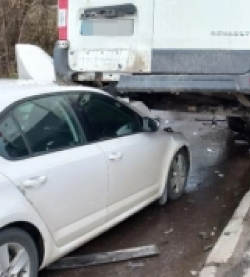 У Рівному трапилася потрійна аварія