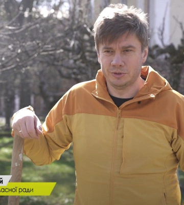 У Полтаві представники керівництва області провели толоку разом з комунальниками