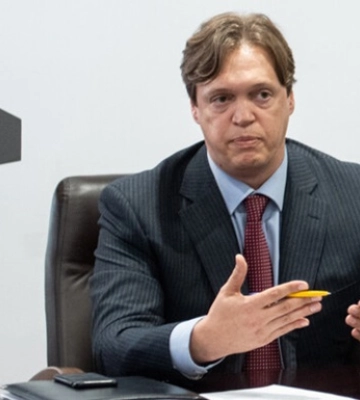 Экс-глава Фонда госимущества Сенниченко объявлен в розыск