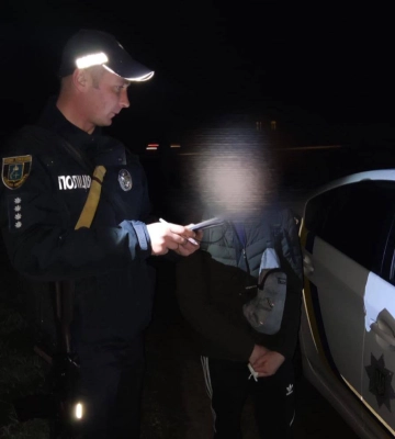 На Шосткинщині поліцейські оперативно розшукали юнака