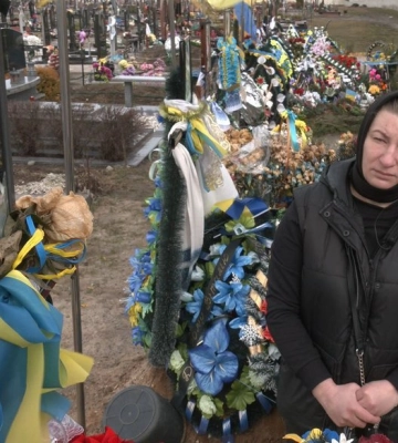 «Привезла каву, як ти любиш»: спогади дружини та доньки про загиблого на війні волинянина В’ячеслава Зенца
