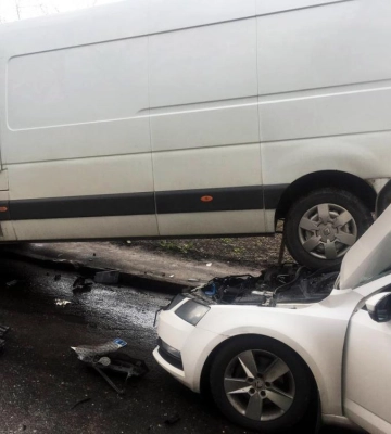 ДТП за участі трьох авто у Рівному. Що відомо
