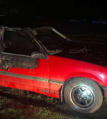 Під Кам’янським гараж згорів разом із автомобілем