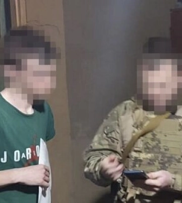 Разведывали украинские оборонные рубежи на границе с РФ: в Харьковской области разоблачены два информатора врага, - СБУ.&amp;hellip;