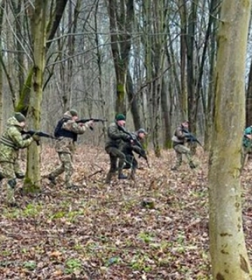 Волинські прикордонники переймали командирський досвід у інструкторів з Фінляндії