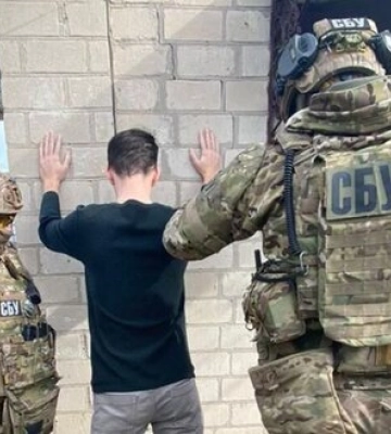 На Запоріжжі викрито кримінальне угруповання, яке допомагало громадянам РФ &quot;легалізуватися&quot; в Україні, - СБУ. ФОТОрепортаж