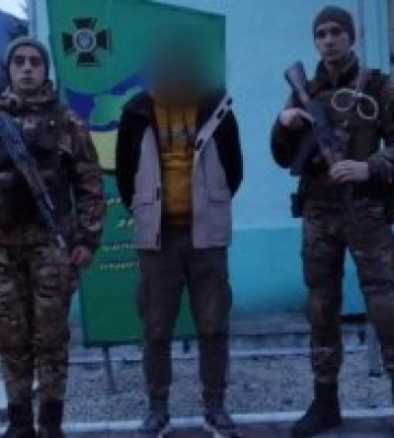 На Закарпатті біля кордону з Румуніє, Угорщиною та Словаччиною затримали 8 чоловіків