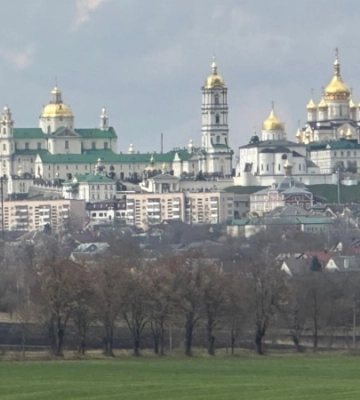 Чи стане Почаївська лавра наступною після Києво-Печерської на виселення? Репортаж із Почаєва