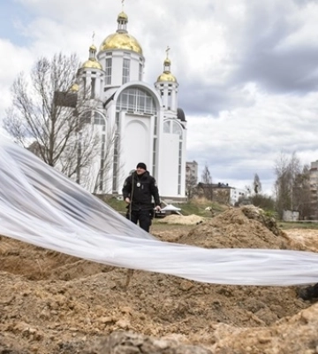 На Київщині виявили 15 поховань і три катівні
