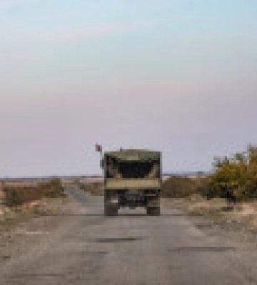 Минобороны Азербайджана сообщило о перестрелке на границе с Арменией, есть погибшие и раненые