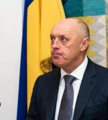 У трудовій книжці Олександра Мамая буде запис про його звільнення