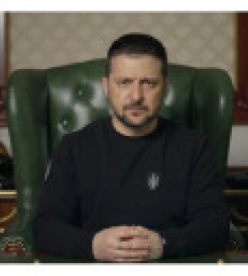 Зеленский: это глупо - просто пассивно надеяться, что победу принесет кто-то другой, тот, кто сейчас в окопах, кто сейчас в штурмах
