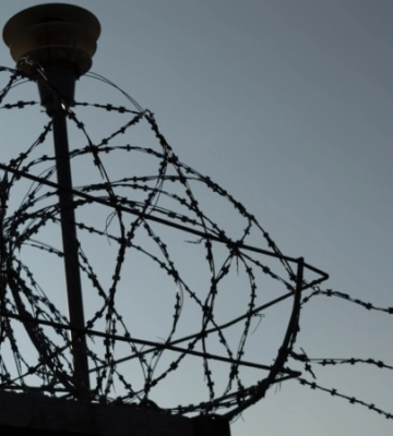 «Є вбиті та поранені вибухами»: доля жіночих колоній в окупованих Маріуполі та Мелітополі