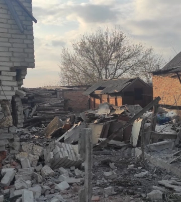 Россияне ударили по жилым домам на Харьковщине: полиция показала последствия