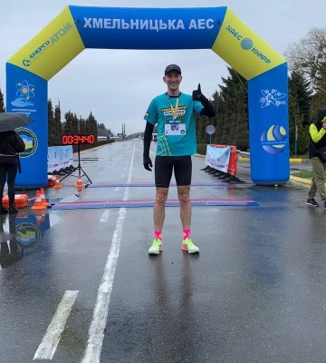 ДСНСник з Рівненщини взяв участь у благодійному забігу