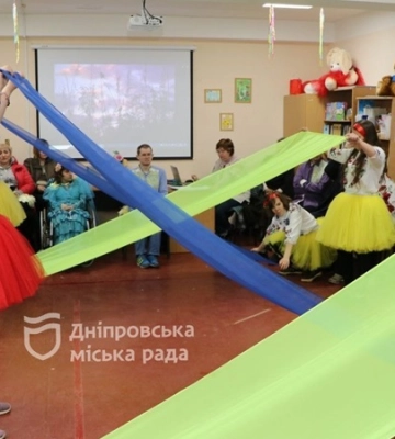 У Дніпровському центрі соціальної допомоги для осіб з інвалідністю влаштували свято з українським колоритом «Веснянка»