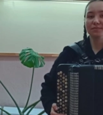 Баяністка з Острога виборола призове місце на обласному конкурсі