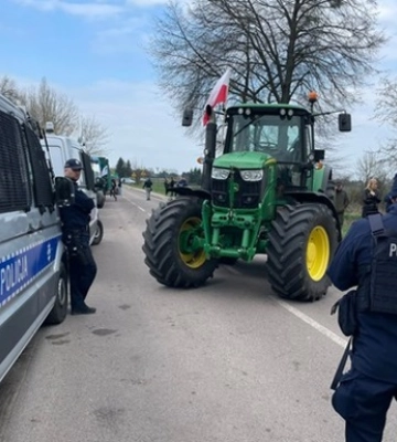 Протести проти українського зерна: у Польщі зірвали акцію фермерів