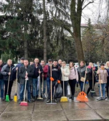 У Львові після вчорашньої толоки вивезли 65 машин сміття
